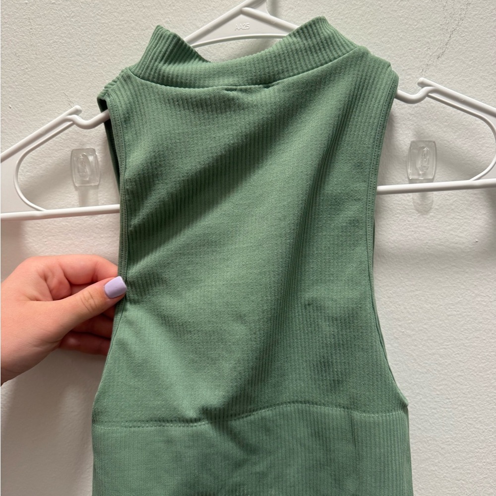 Princess Polly Sage Green Ribbed Mock Neck Crop - XS/S - Picture 5 of 5